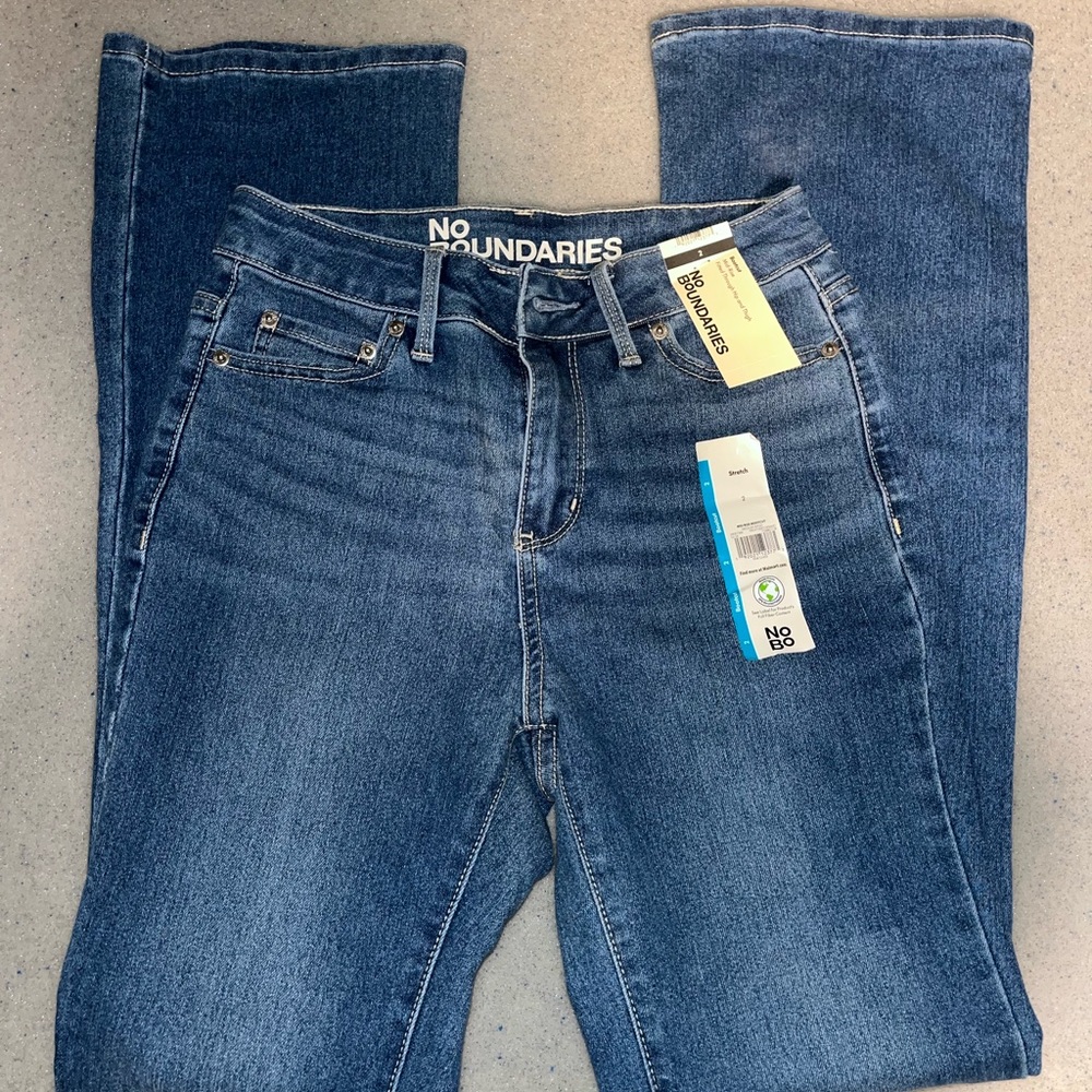 No Boundaries Women's Boot Cut Blue Jeans